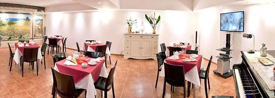 Il Cortile delle Esperidi