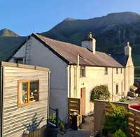 Snowdonia Mountain Lodge
