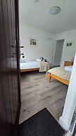 Snowdonia Mountain Lodge