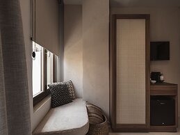 Copal Simple Staying