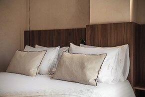 Copal Simple Staying