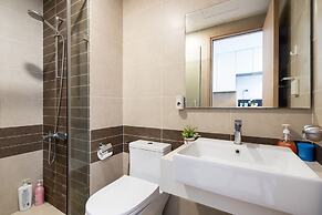 Henry Home - RiverGate Residence