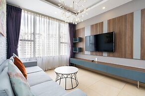 Henry Home - RiverGate Residence