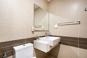 Henry Home - RiverGate Residence