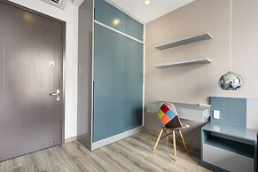 Henry Home - RiverGate Residence