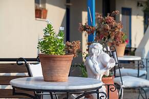 Agnadi Blue Apartments