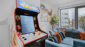 Comfyluxe 2bed 2bath,central,sleeps7,arcademachine