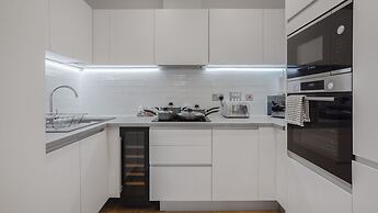 Comfyluxe 2bed 2bath,central,sleeps7,arcademachine