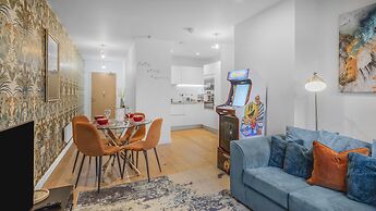 Comfyluxe 2bed 2bath,central,sleeps7,arcademachine