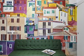 Art and Comfort Near Lomellini Street by Wonderful Italy