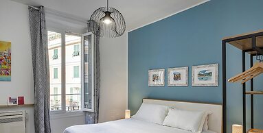 Art and Comfort Near Lomellini Street by Wonderful Italy
