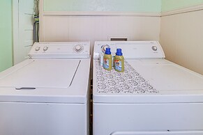 Ludington Home w/ 6 Bicycles < 1 Mi to Beach!