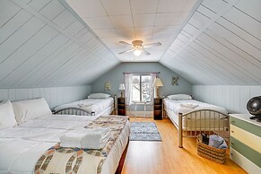 Ludington Home w/ 6 Bicycles < 1 Mi to Beach!