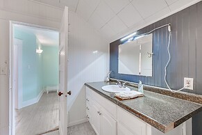 Ludington Home w/ 6 Bicycles < 1 Mi to Beach!