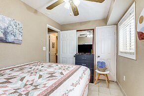 Pet-friendly Lilburn Duplex w/ Patio & Grills!