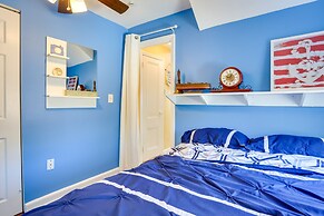 Greenwood Lake Cottage w/ Shared Dock & Hot Tub!