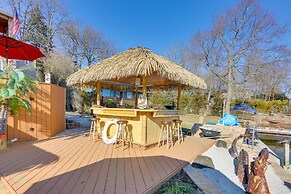 Greenwood Lake Cottage w/ Shared Dock & Hot Tub!