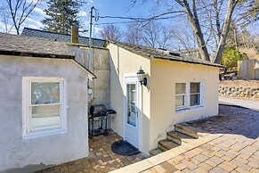 Greenwood Lake Cottage w/ Shared Dock & Hot Tub!