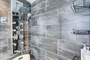 Seattle Sanctuary w/ Sweeping Views, Walk to Beach