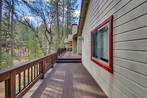 Cabin w/ Hot Tub - 4 Mi to Calaveras Big Trees!