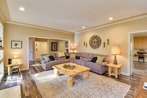 Cabin w/ Hot Tub - 4 Mi to Calaveras Big Trees!