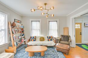 Bright & Pet-friendly Home: 2 Mi to Harvard Square