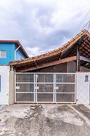 Casa próximo praia Maracanã