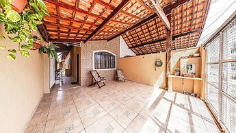 Casa próximo praia Maracanã