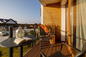 Marynarska Modern Apartment by Renters