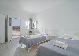 Casa Nostra Rooms & Studios