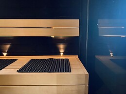 Idyllic Villa Unikko With Jacuzzi And Sauna