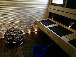 Idyllic Villa Unikko With Jacuzzi And Sauna