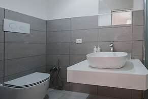 Art Home Collection by Wonderful Italy - Pop Studio