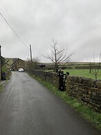 Stunning 1-bed Cottage in Halifax