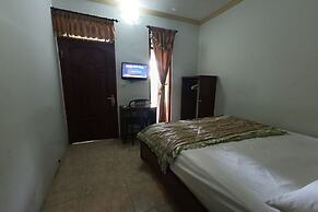 OYO 93723 Vj Sweethome Syariah