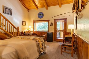 The Lindsay Lodge & Restaurant