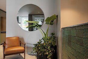 Casa Cibeles by Lumina