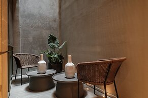 Casa Cibeles by Lumina