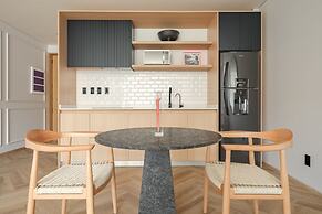 Casa Cibeles by Lumina