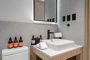 Casa Cibeles by Lumina