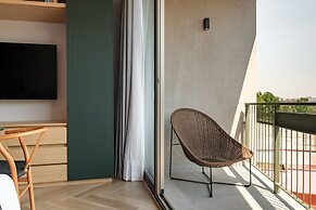 Casa Cibeles by Lumina