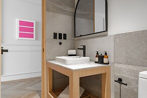 Casa Cibeles by Lumina