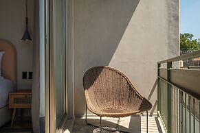 Casa Cibeles by Lumina