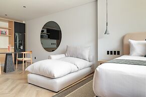 Casa Cibeles by Lumina