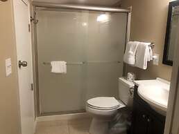 10 G Two Bedroom Condo