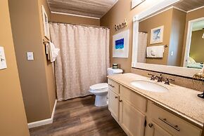 6 A, One Bedroom Condo