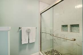 2 B, Three Bedroom Townhome