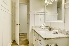 7 D, One Bedroom Condo