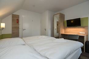 ROCA Restaurant & Hotel