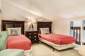 Seacove 7E 2 Bedroom Condo